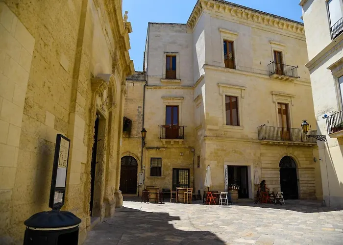 Demetra לינה וארוחת בוקר 4*