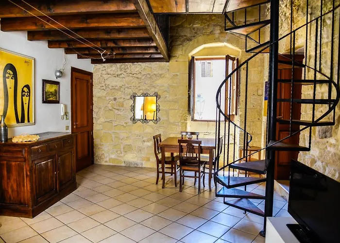 Demetra לינה וארוחת בוקר לצ'ה