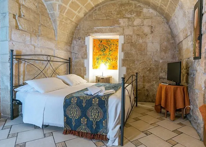 לינה וארוחת בוקר Demetra 4*